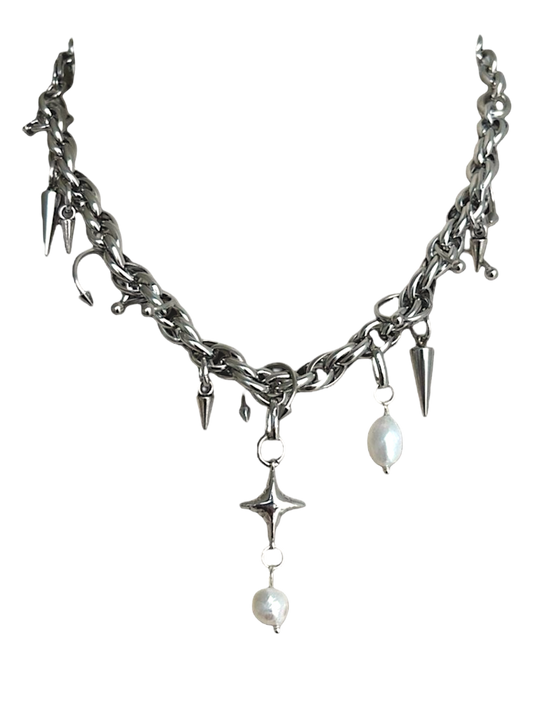 Piercing Pearls Necklace