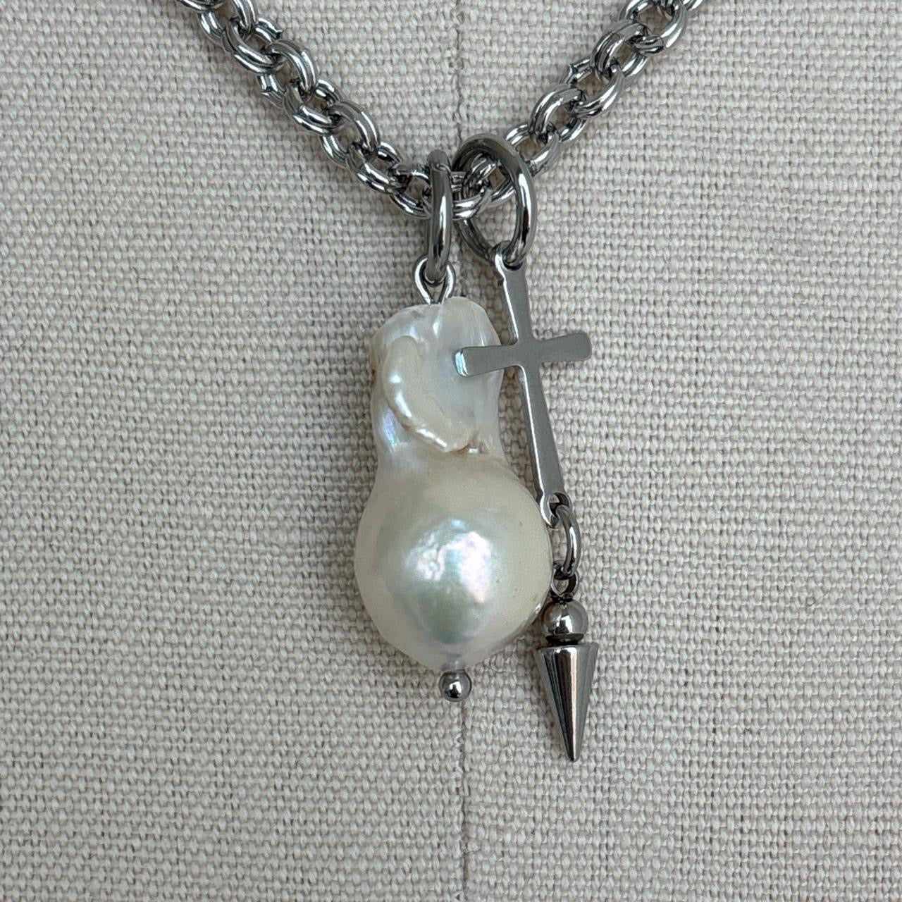 Baroque Pearl Necklace with rosary cross