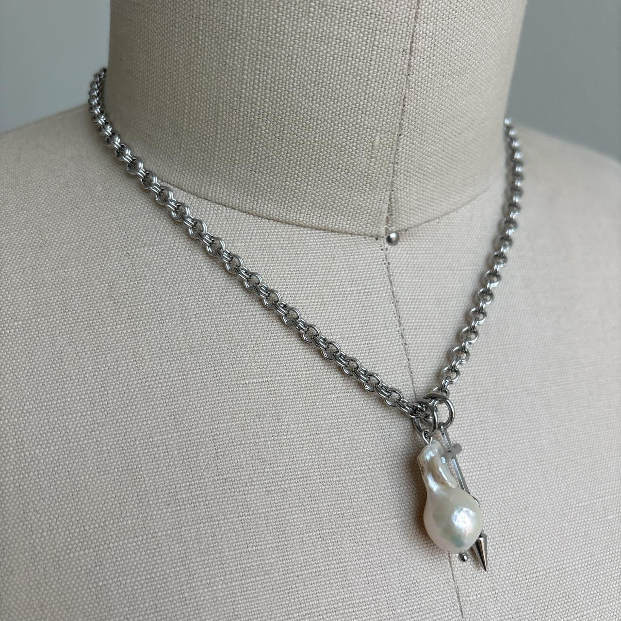 Baroque Pearl Necklace with rosary cross