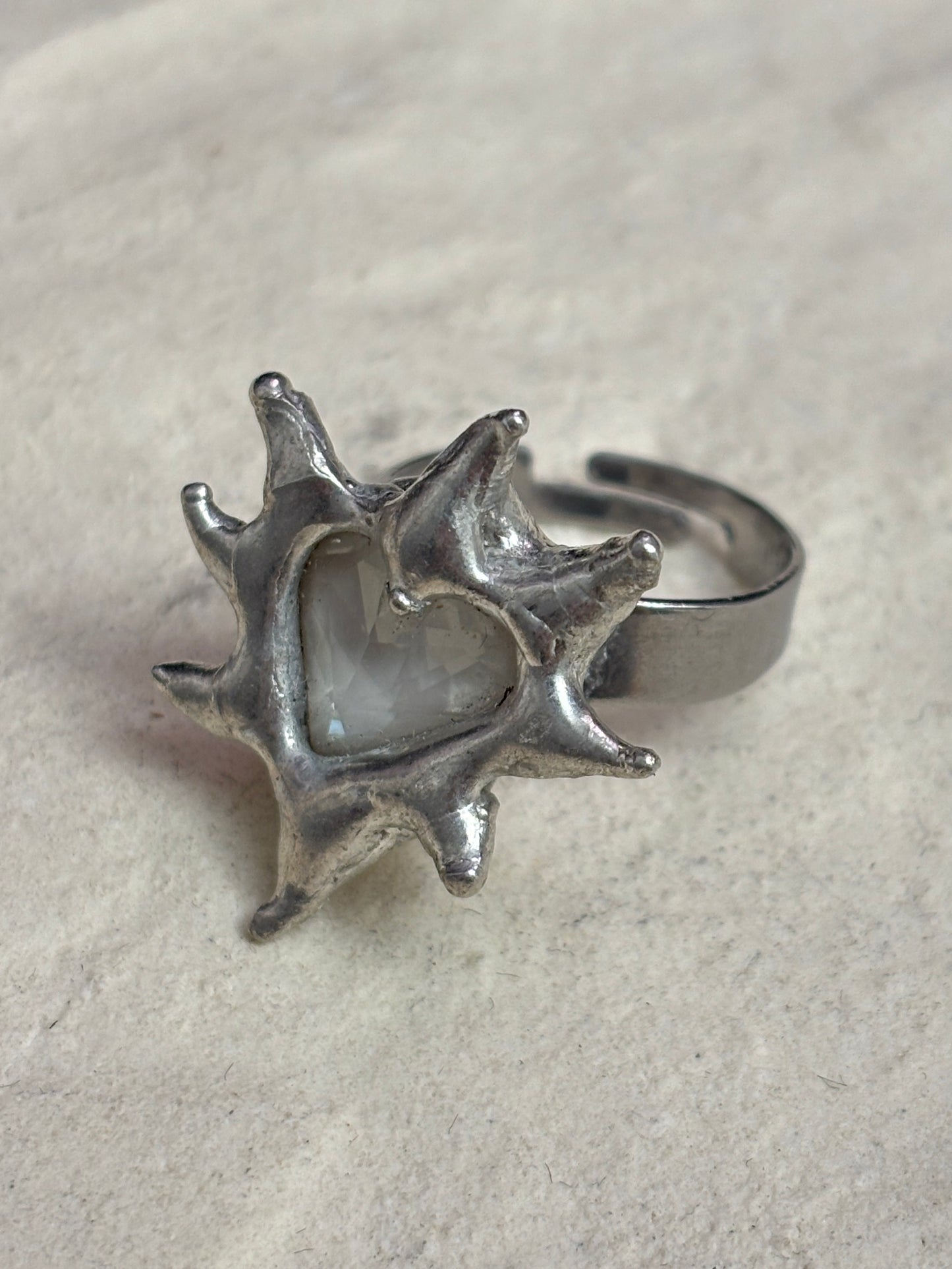 Shooting Stars Ring Spiked Heart